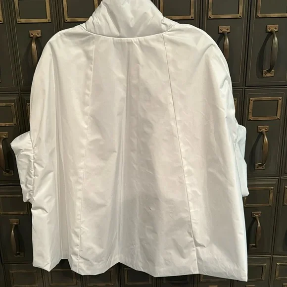 ⭐️ PLANET by Lauren G Chic Cape - Picture 7 of 7